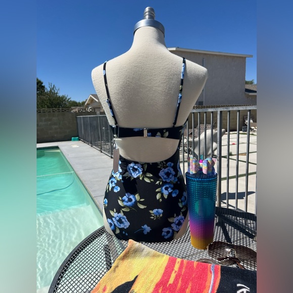 🔥Modihito Women's Tummy Control One Piece Swimsuit Vintage Lace V Neck Swimwear - Picture 6 of 10